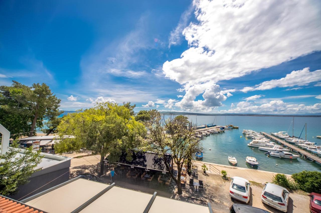 Apartments Sax Crikvenica Bagian luar foto