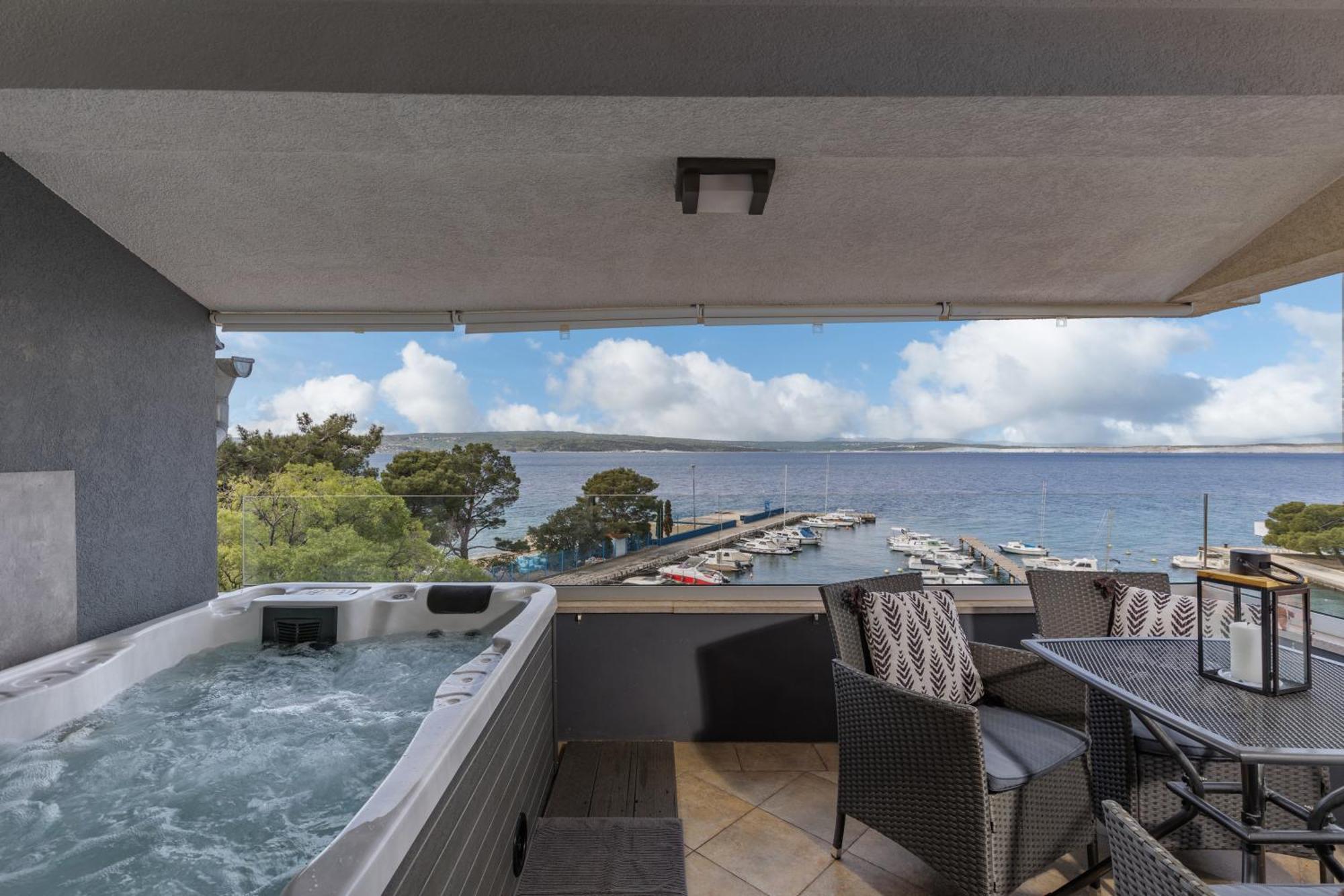 Apartments Sax Crikvenica Bagian luar foto