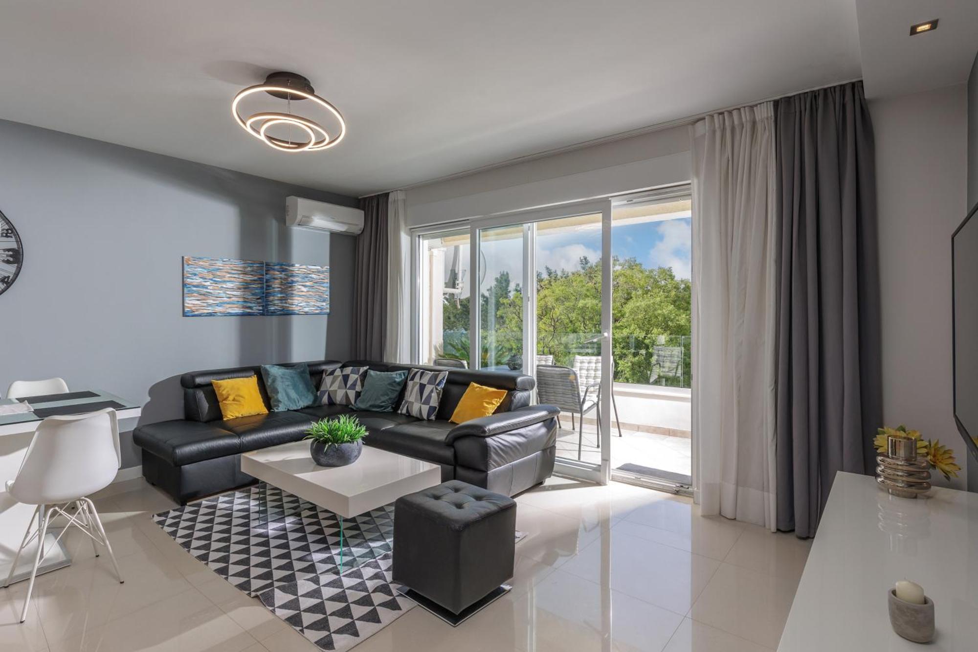 Apartments Sax Crikvenica Bagian luar foto