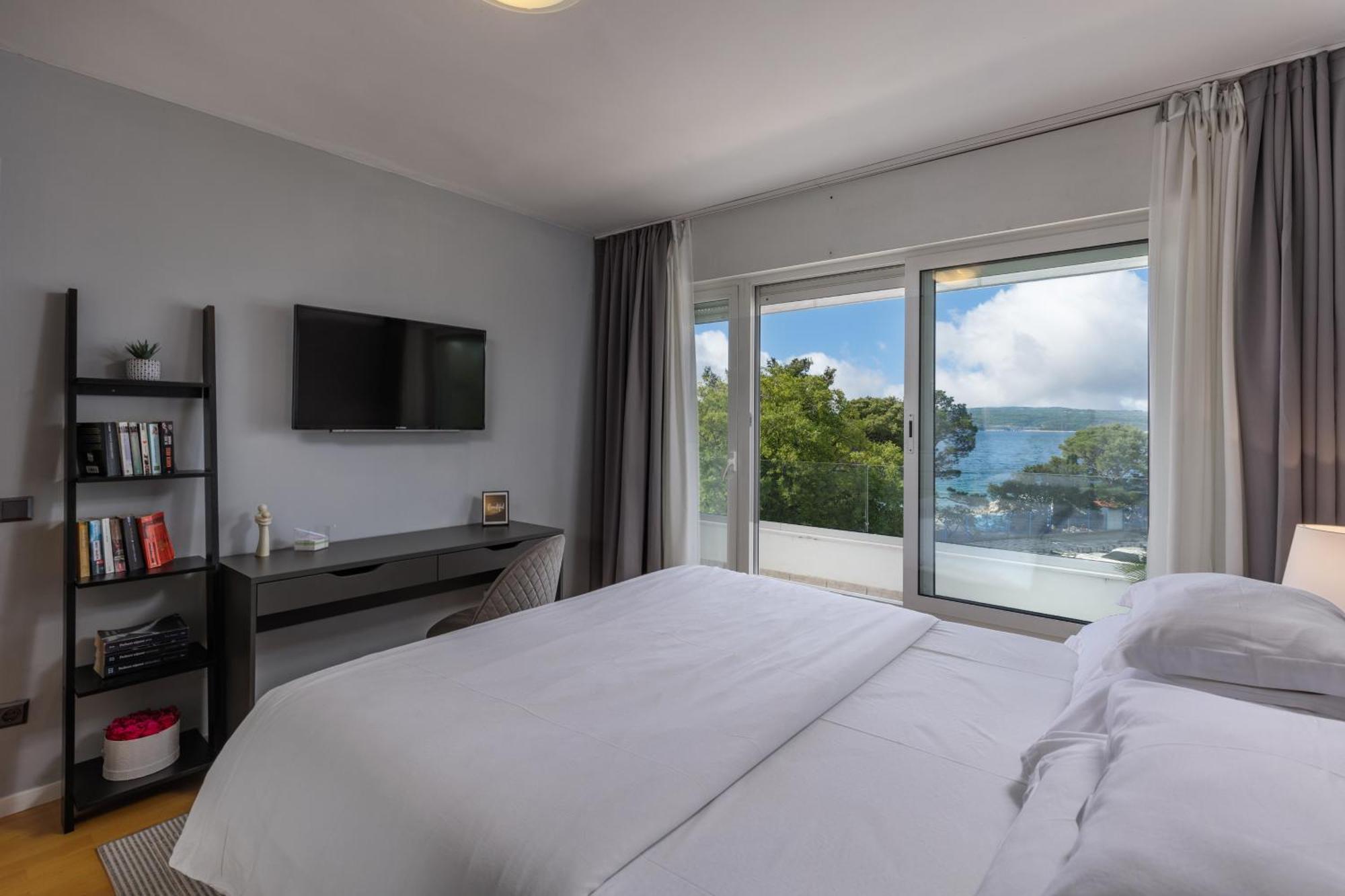 Apartments Sax Crikvenica Bagian luar foto