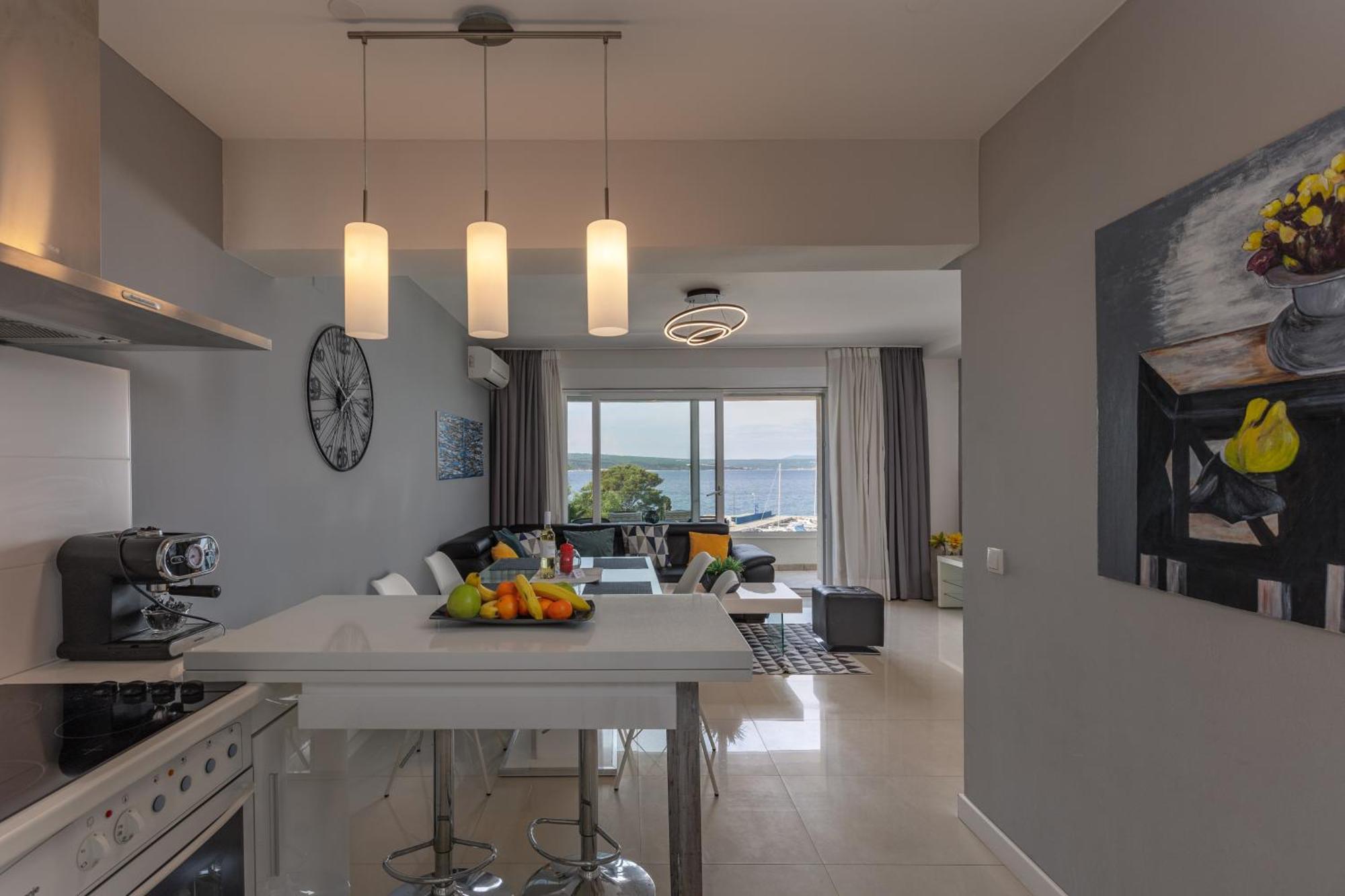 Apartments Sax Crikvenica Bagian luar foto