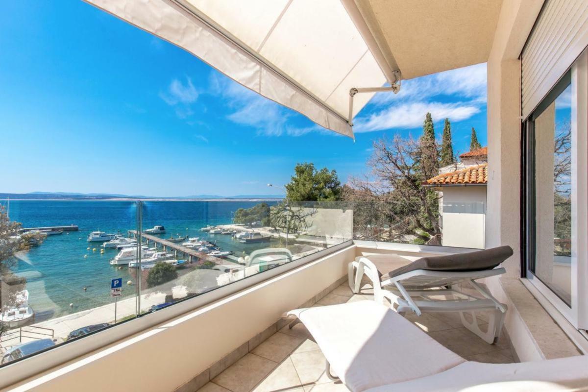 Apartments Sax Crikvenica Bagian luar foto
